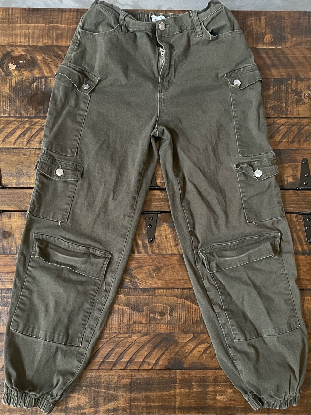 Olive Casual Cargo Jogger Pants - Durable Utility Style